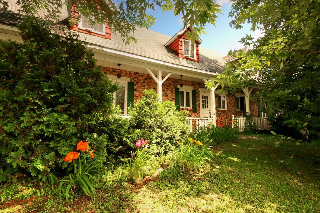 Vieille Maison Rustique Espace Interessant Quebec City Exterior photo